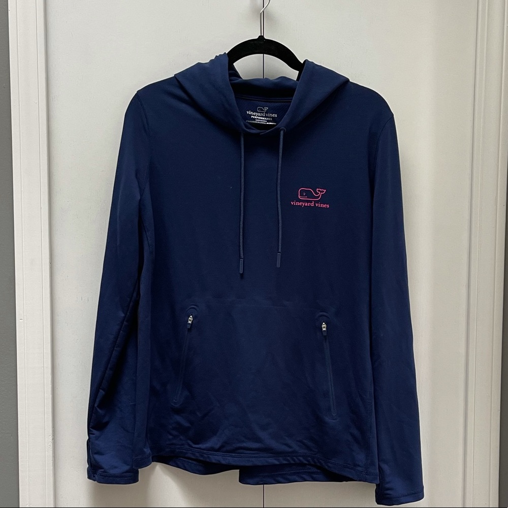 Vineyard Vines 🐳 Performance Hoodie